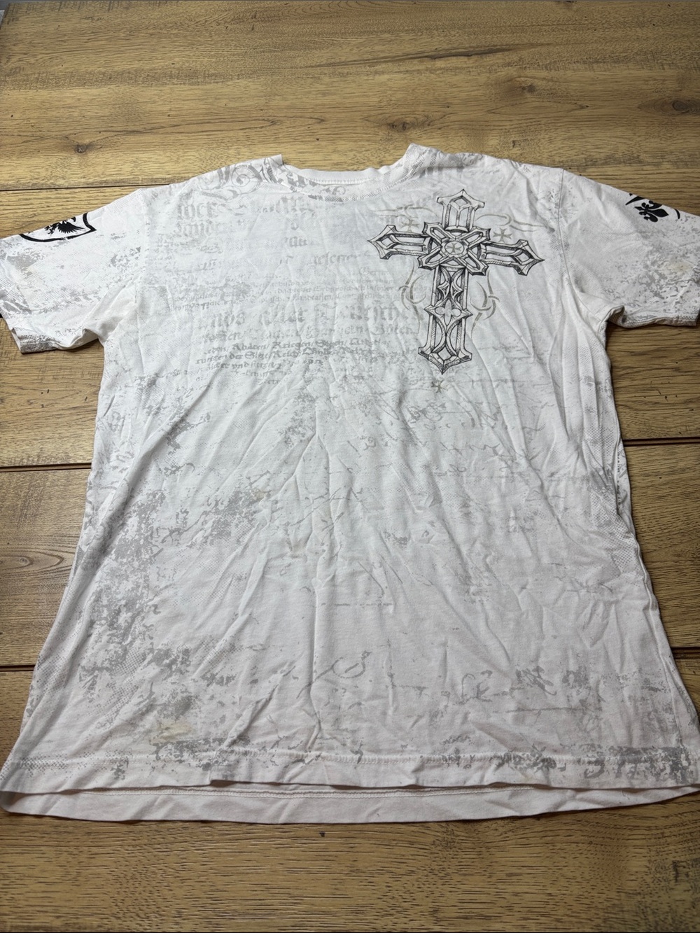 Men’s Archaic by Affliction White Short-Sleeve Tee with Cross Graphic Size XL